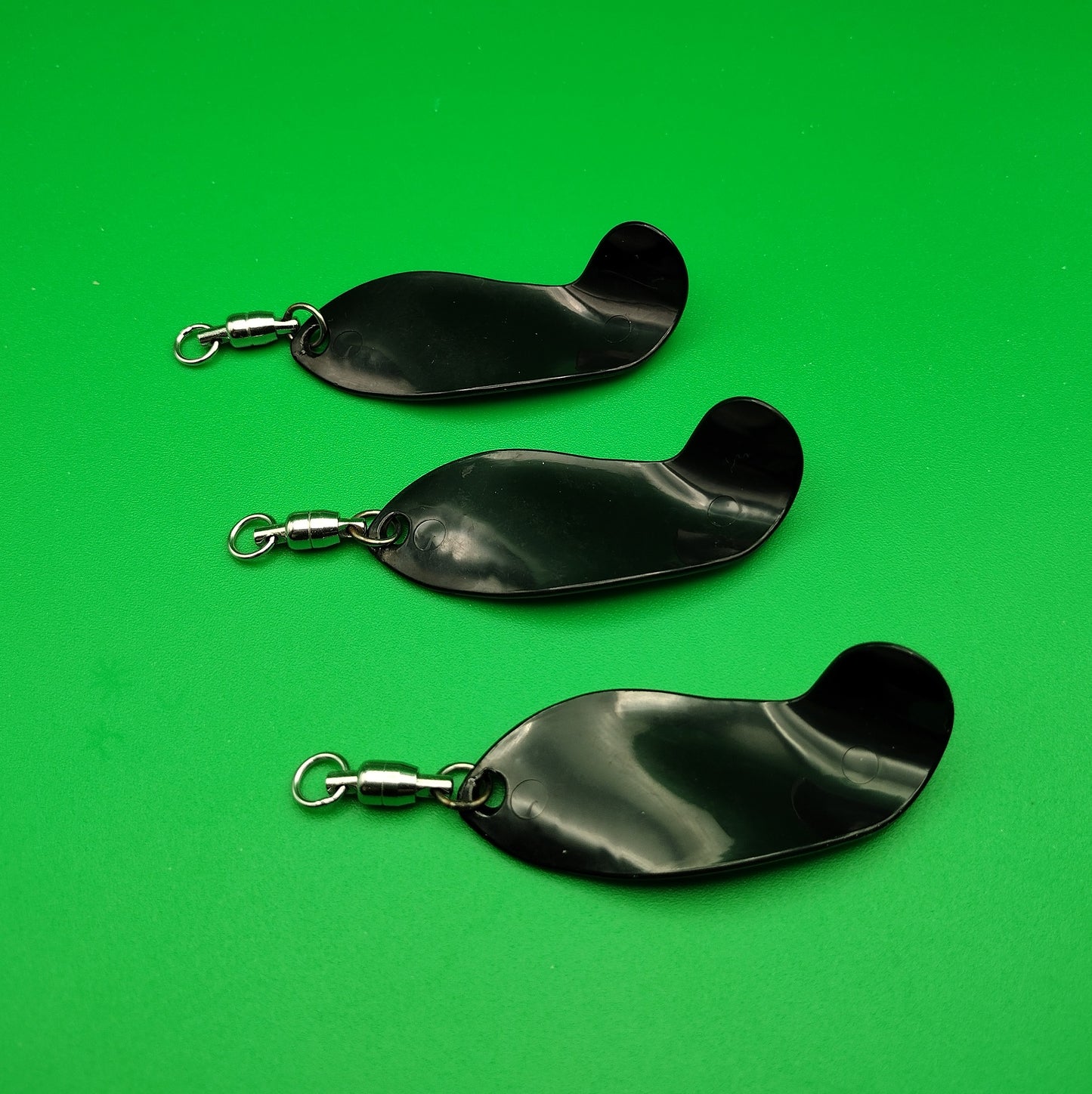 Black ABS Spinner Bait Blade With Stainless Steel Swivel Qty 3 Per Package