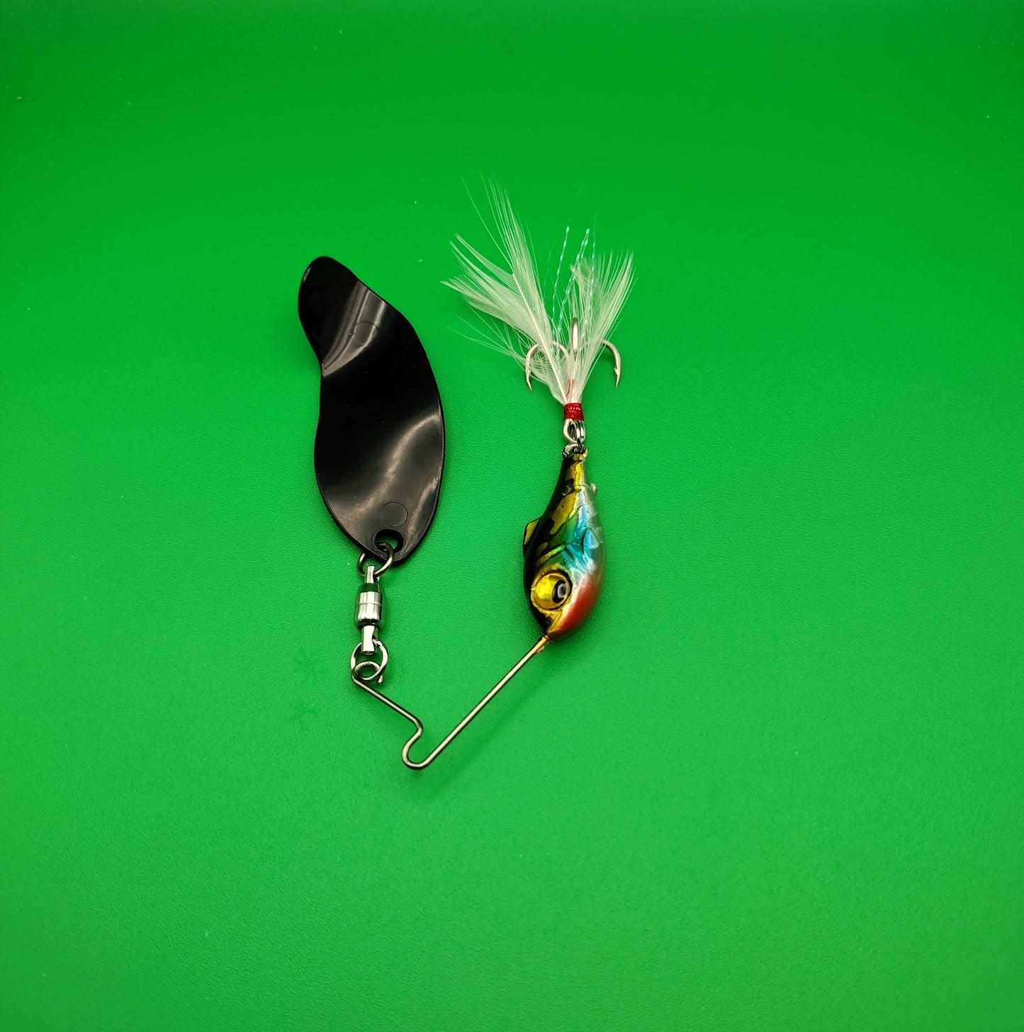 The Deep Drop Hunter: Fast Sinking Black Blade Spinnerbait