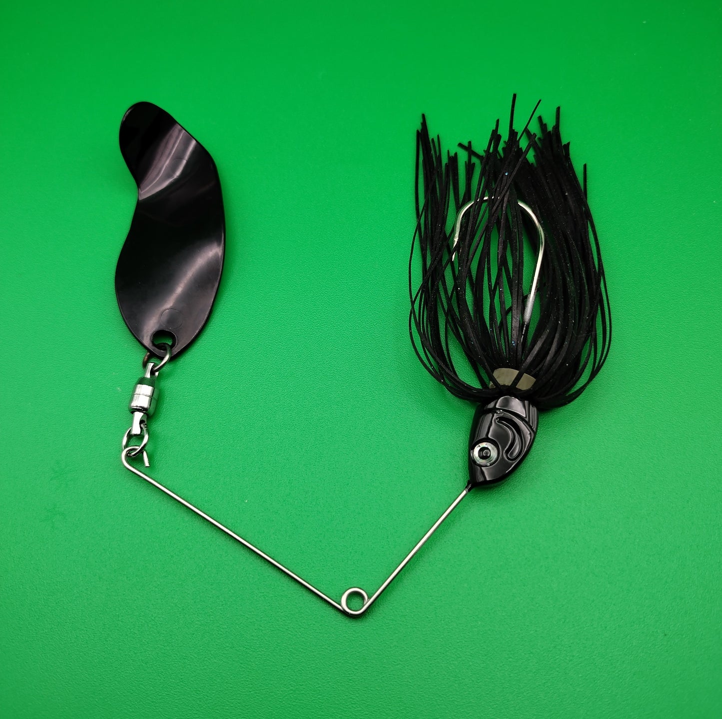Black R Black Blade Spinner Bait