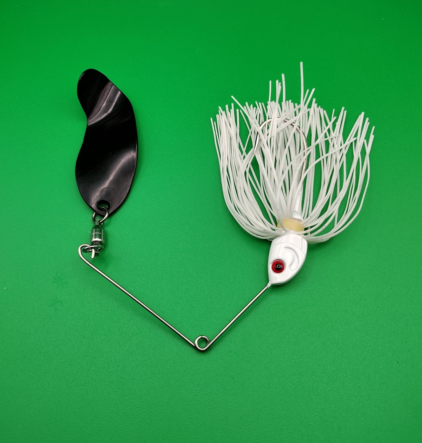 Bone R Black Blade Spinner Bait