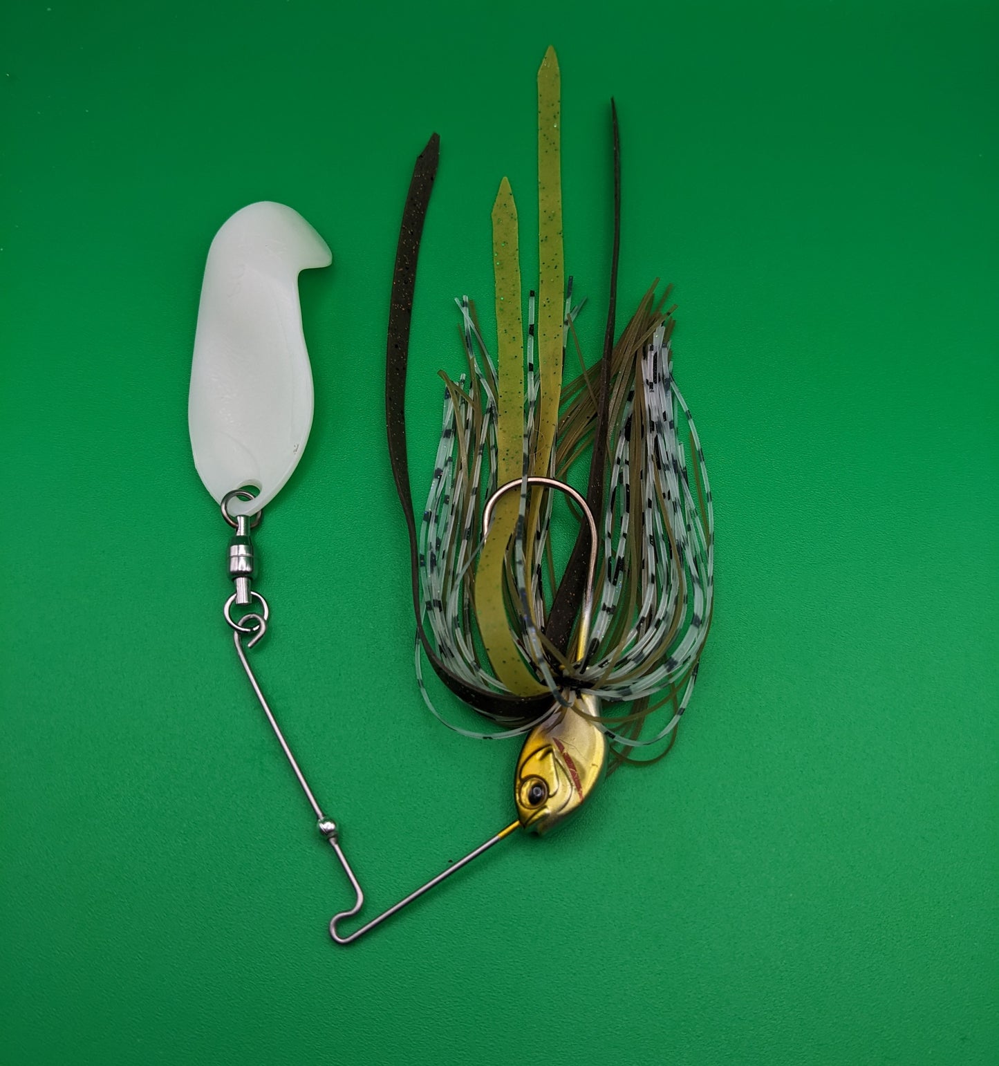 Gold S Bone Blade Spinner Bait