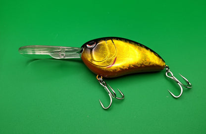 Crank Bait 20 Dive Natural Shad 1 OZ 2.76 Inch Length