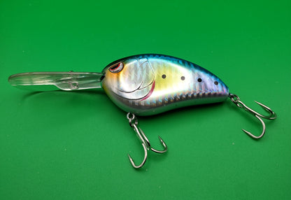 Crank Bait 20 Dive Natural Shad 1 OZ 2.76 Inch Length